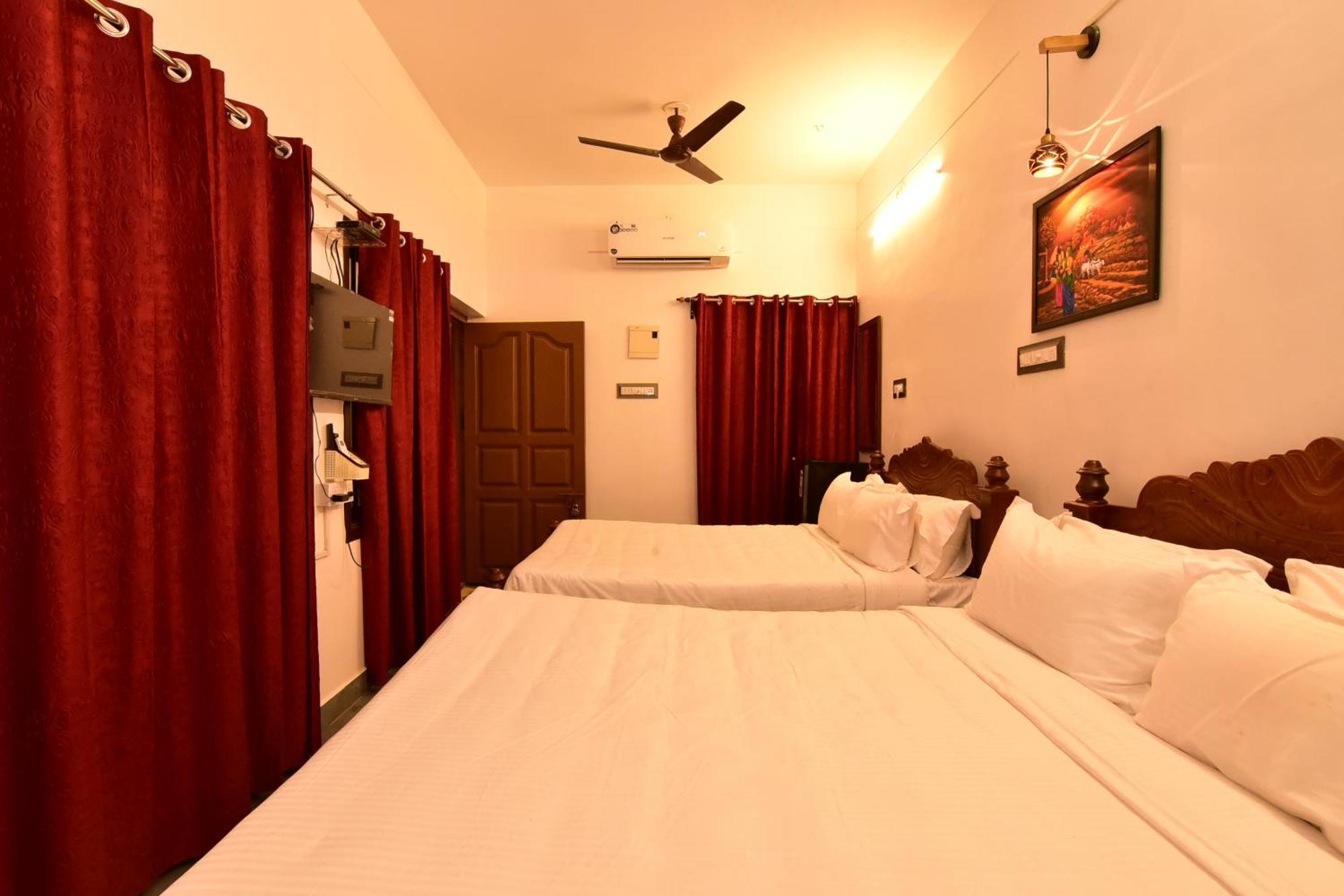 Chez Linda Home Stay Puducherry Buitenkant foto